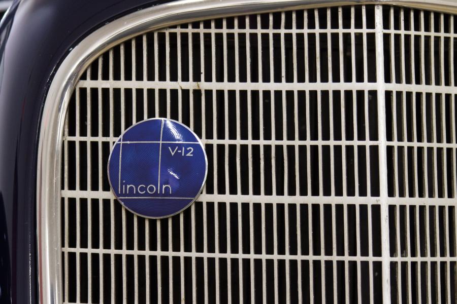  Lincoln Model K Convertible Victoria by Brunn 1939 года  (фото 11 из 34)